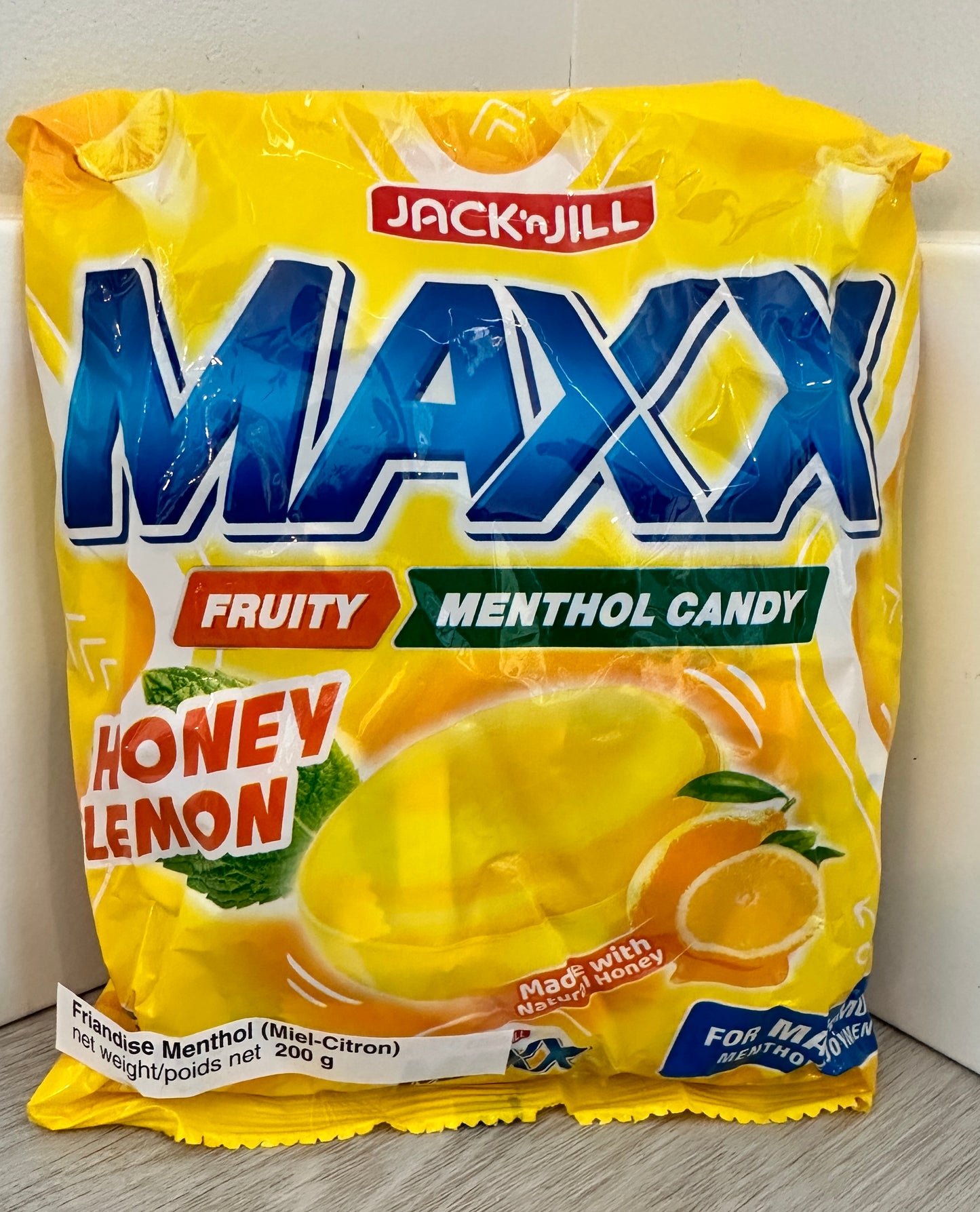 Maxx Honey Lemon candy